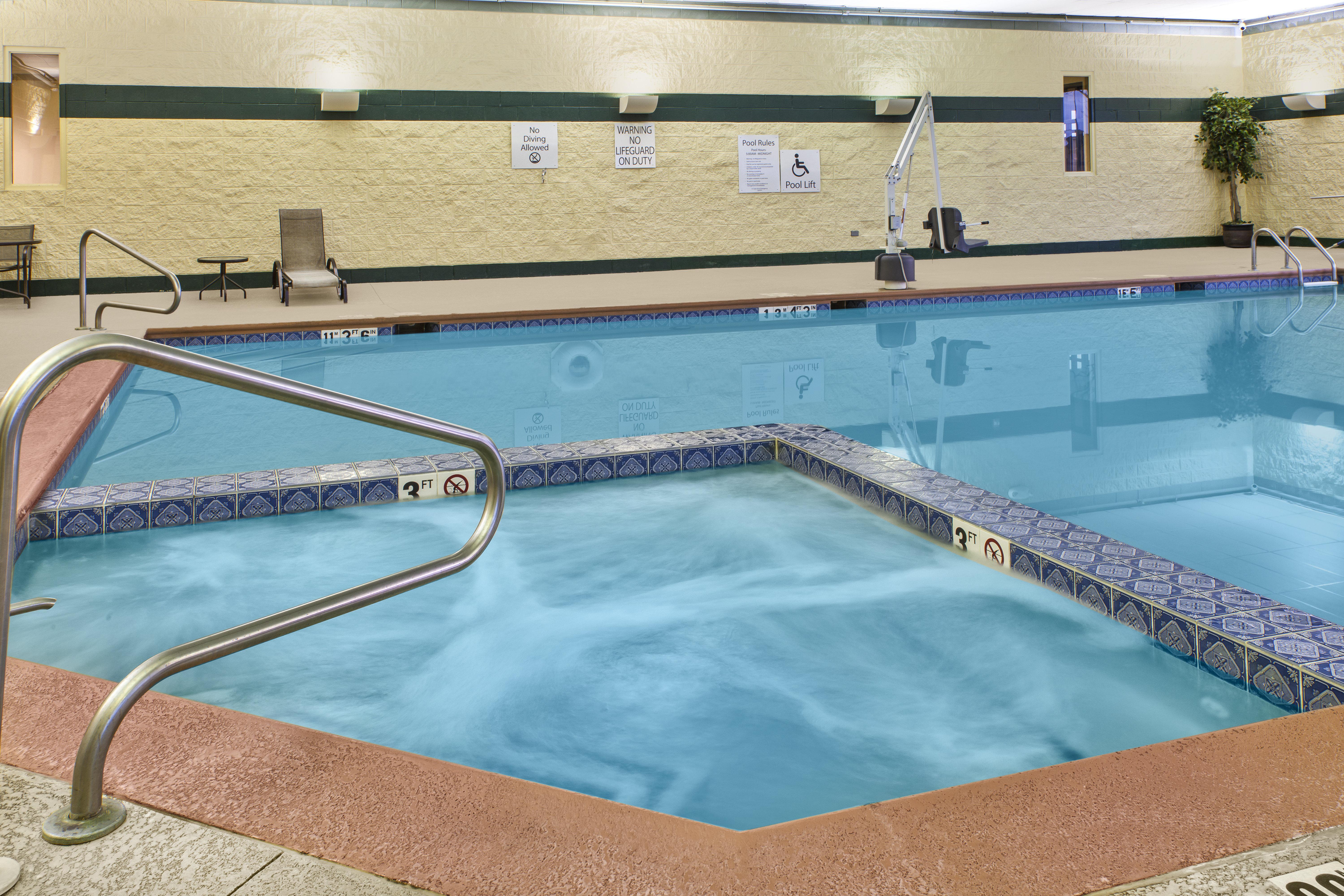 Holiday Inn & Suites Bolingbrook By Ihg Dış mekan fotoğraf