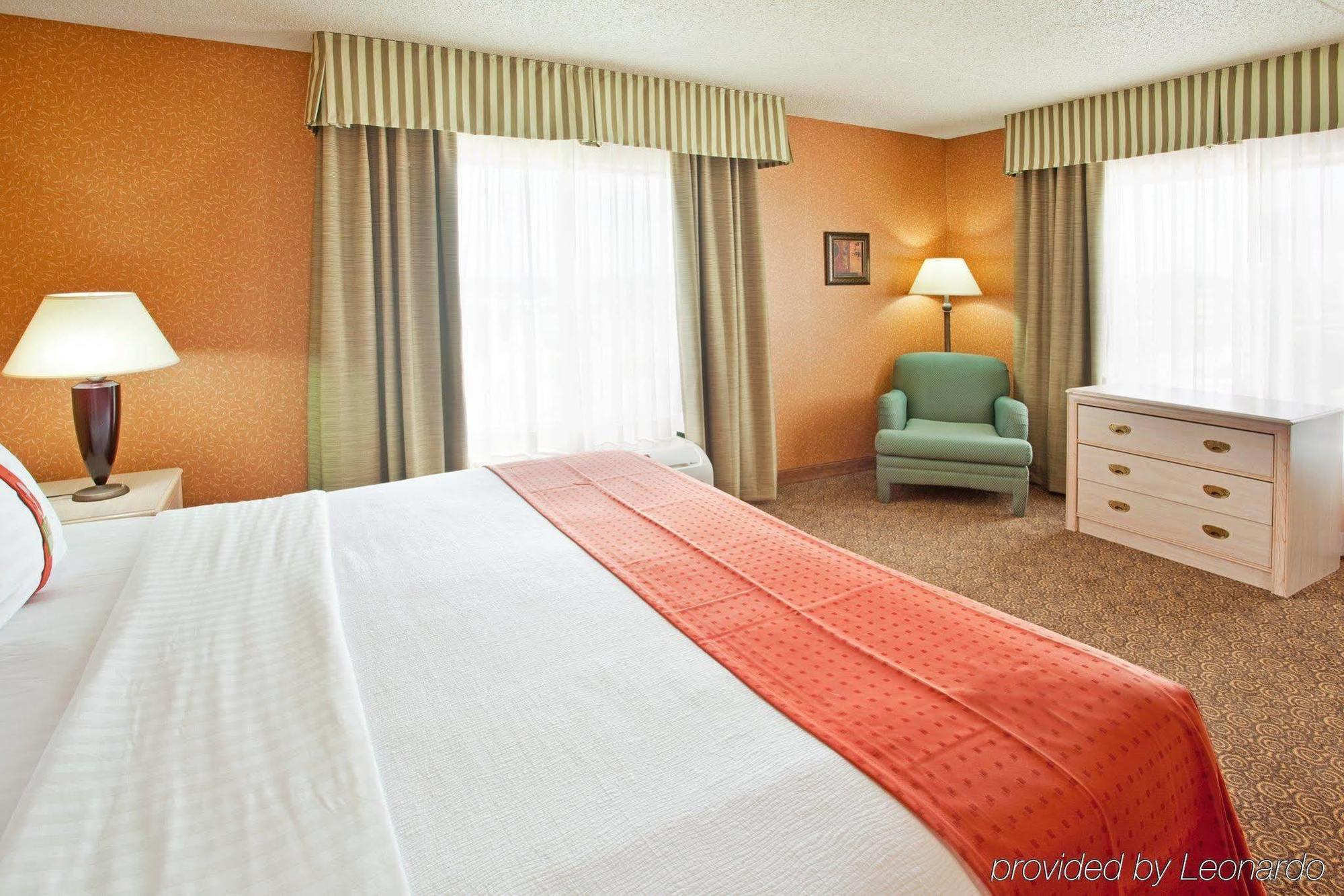 Holiday Inn & Suites Bolingbrook By Ihg Oda fotoğraf