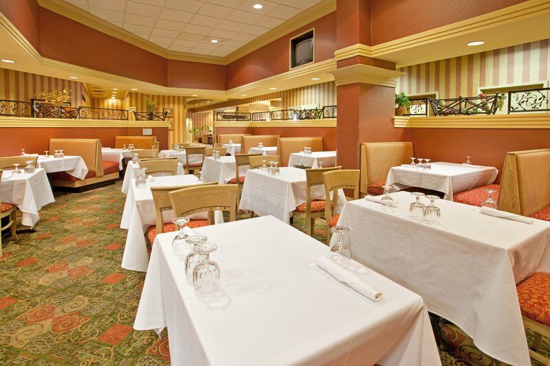 Holiday Inn & Suites Bolingbrook By Ihg Dış mekan fotoğraf